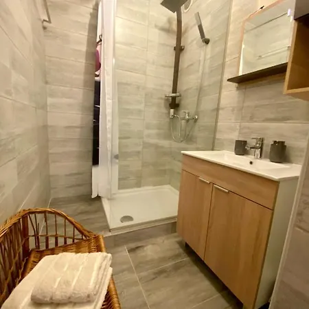 Apartment With Balcony And Free Parking Zadar